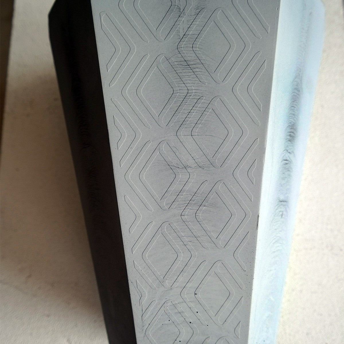 Alice, betonnen vaas grijs