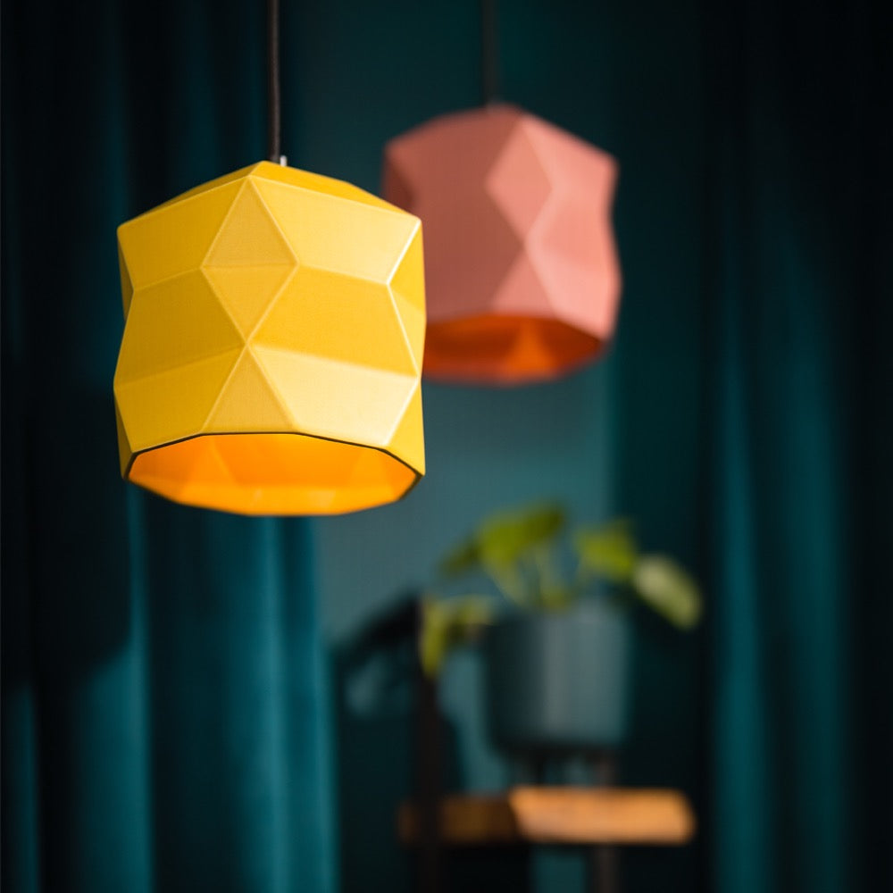 No.45 Hanglamp TRIGAMI geel by Sabine van der Ham