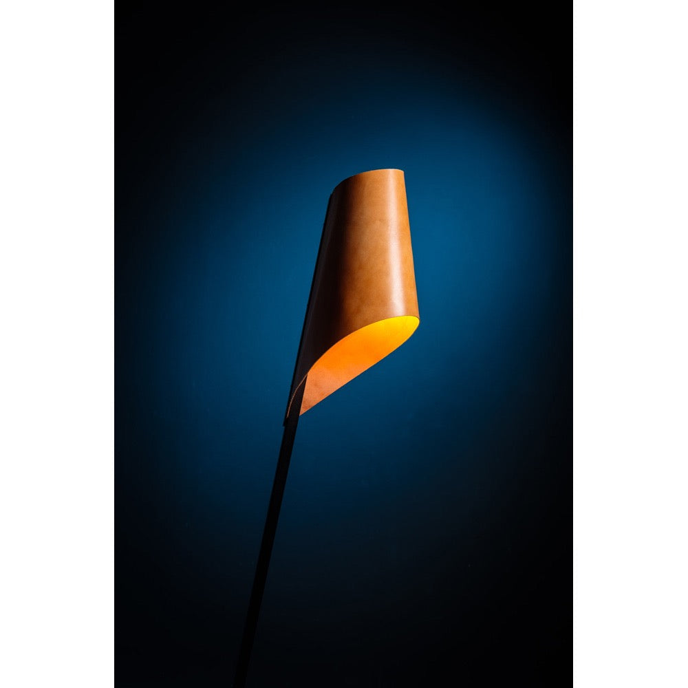 No.42 vloerlamp TUIG by Alex Groot Jebbink