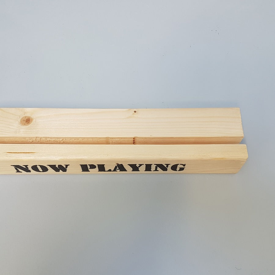 LP standaard Now Playing vol hout