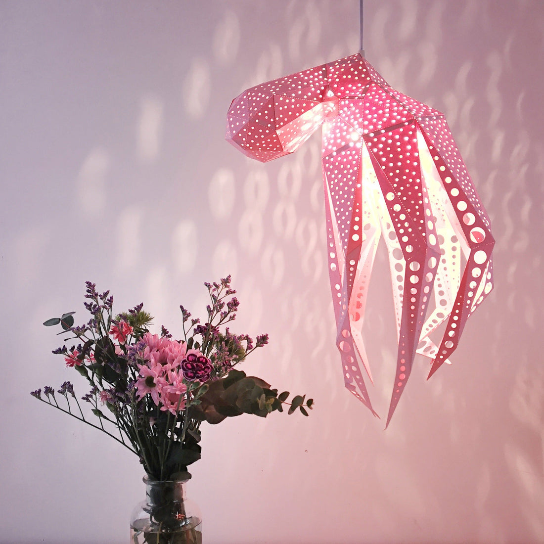 Octopus Paper Lantern Roze