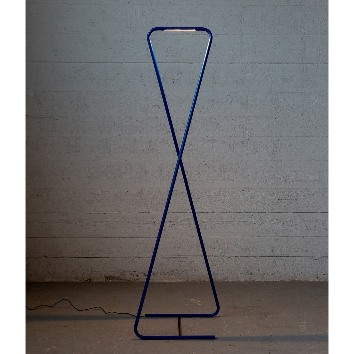 4th Position Floorlamp