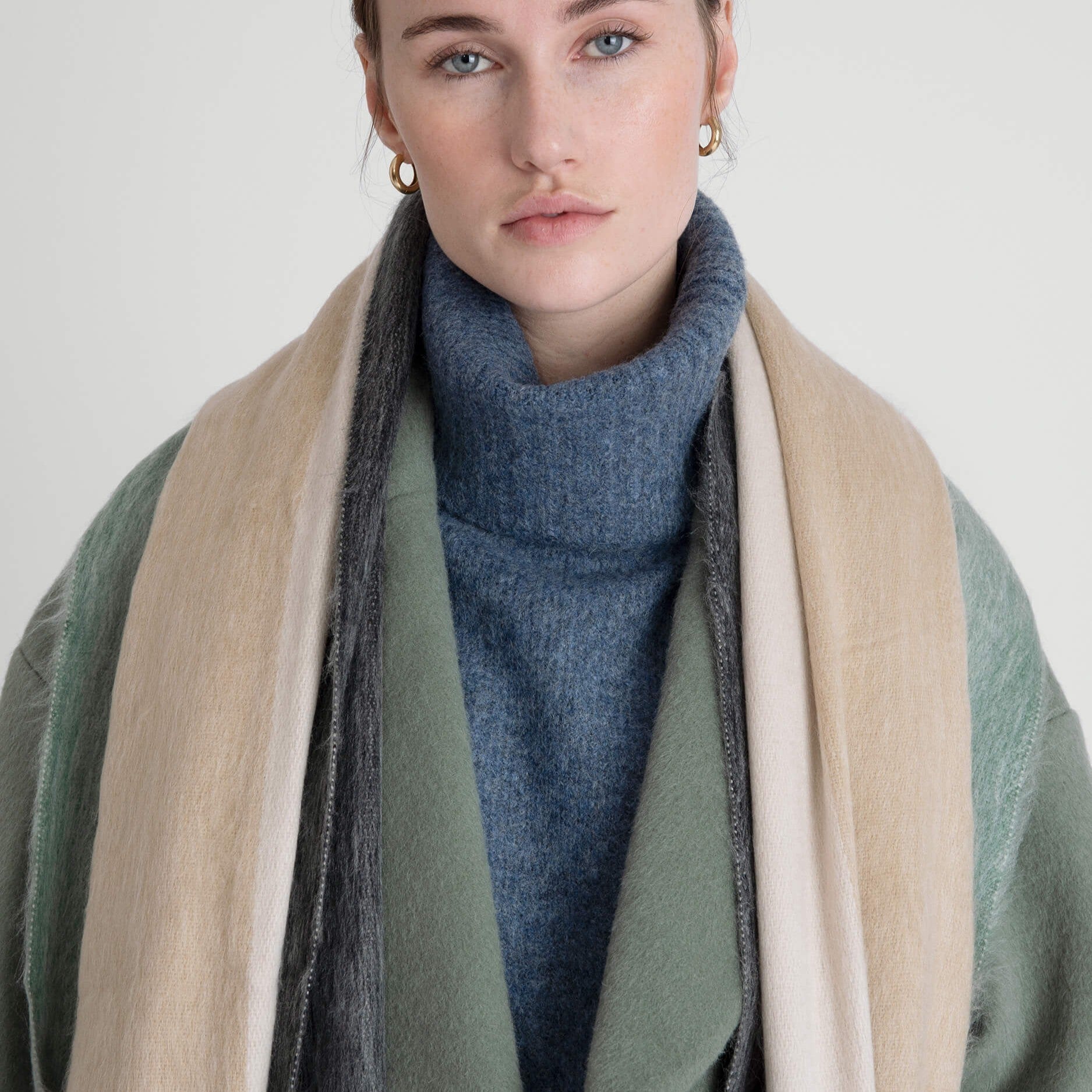 Scarf Striped Mint/Beige/Black