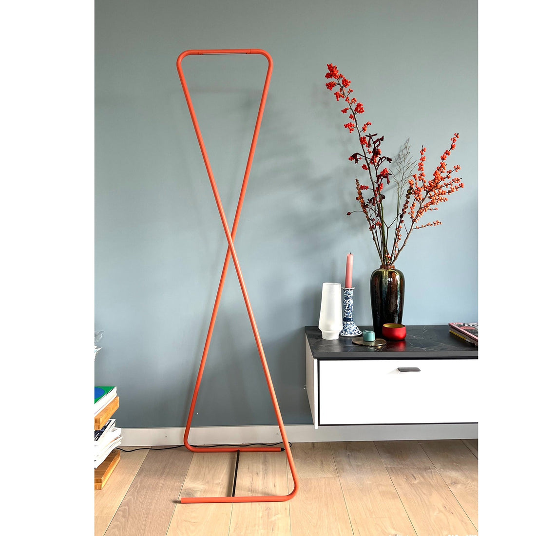 4th Position Floorlamp