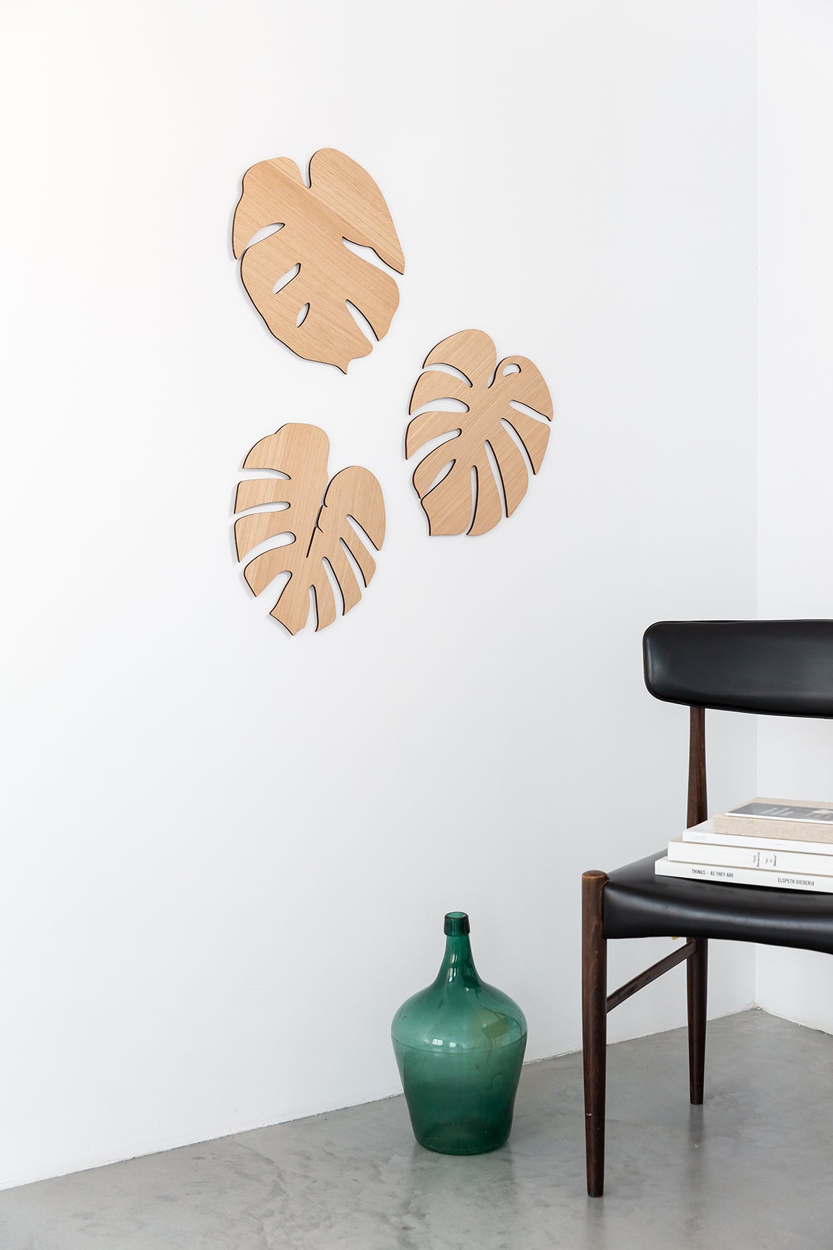 Monstera Wall Flower, oak