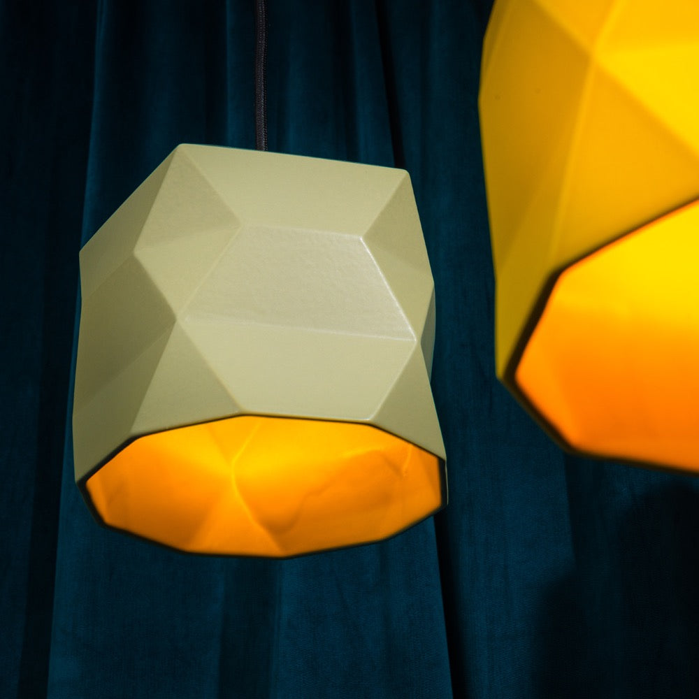 No.45 Hanglamp TRIGAMI rood by Sabine van der Ham