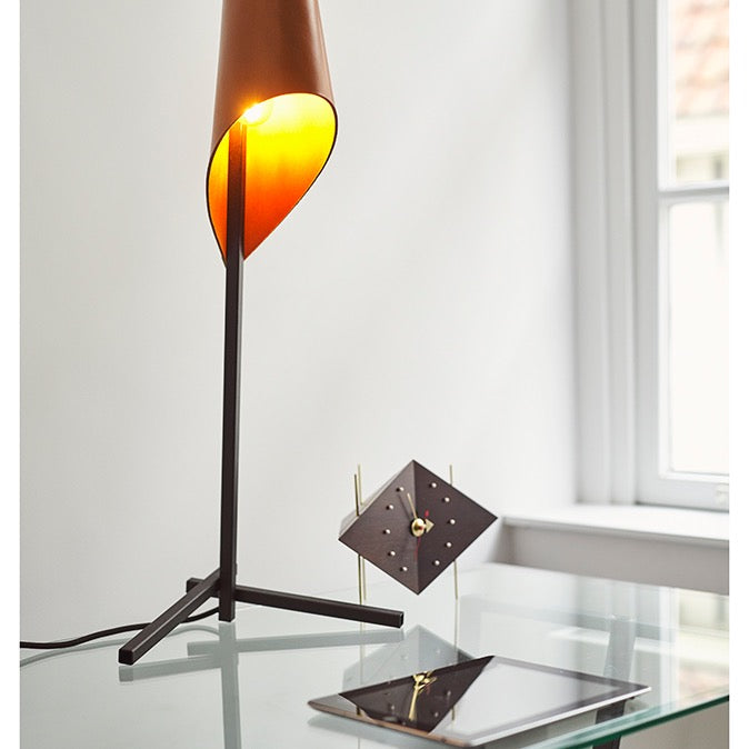 No.42 tafellamp TUIG by Alex Groot Jebbink