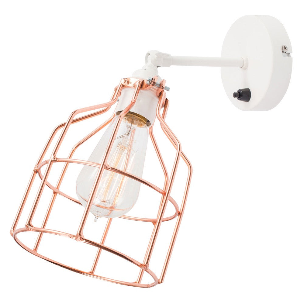 No.15 Wandlamp wit met koperen kooi