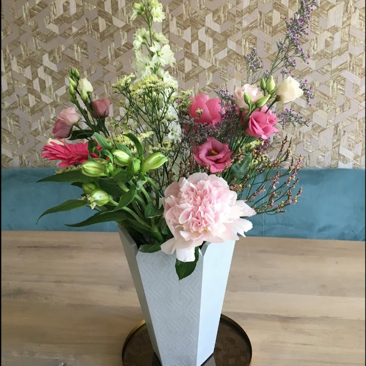 Alice, betonnen vaas grijs