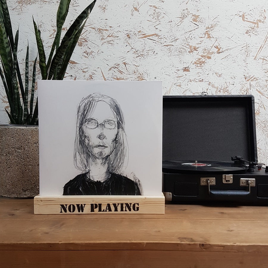 LP standaard Now Playing vol hout