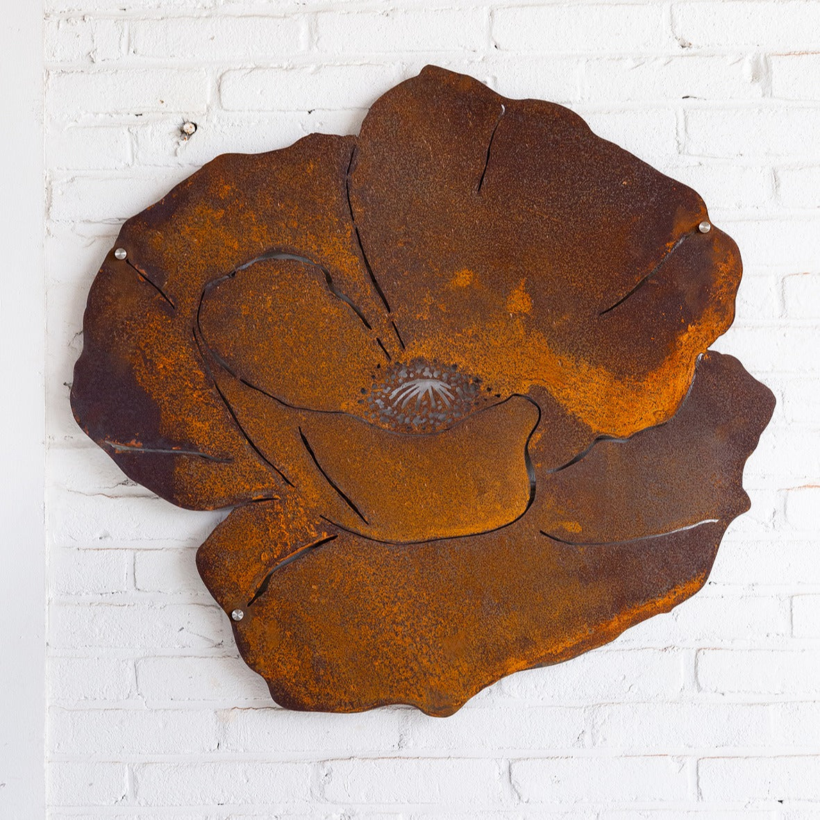 Poppy Cortenstaal - Muurbloem