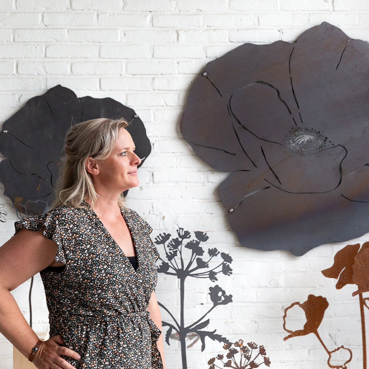 Poppy Cortenstaal - Muurbloem