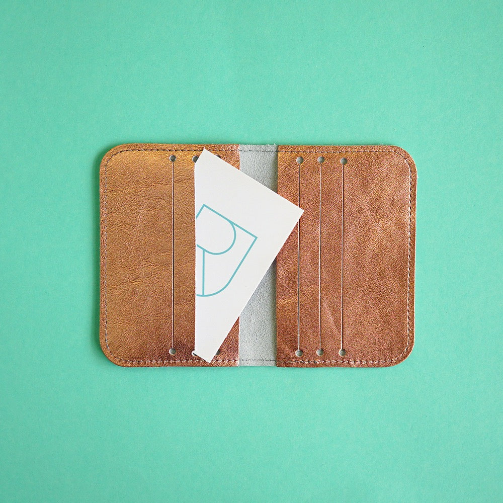 leren card sleeve koperkleur