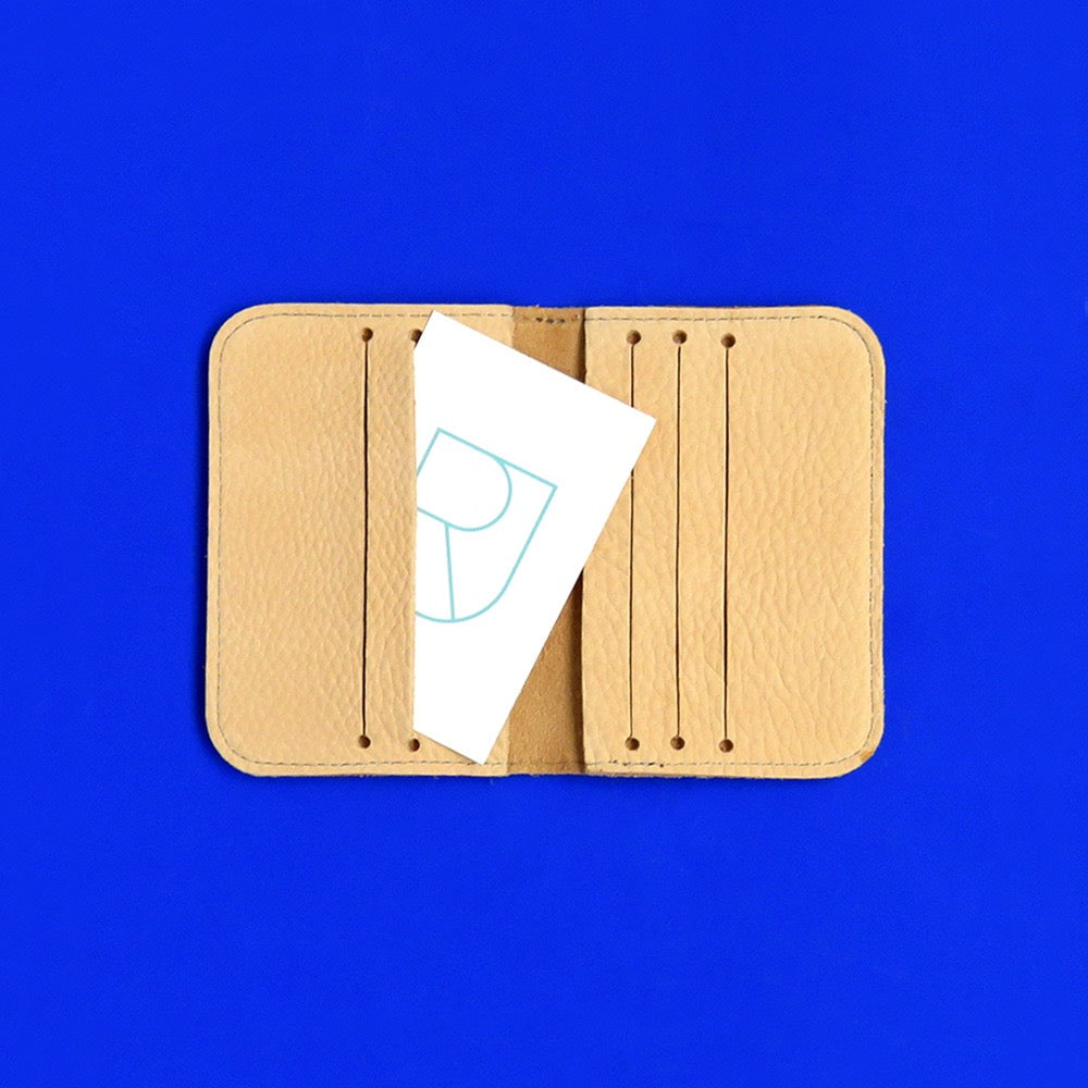 leren card sleeve nude