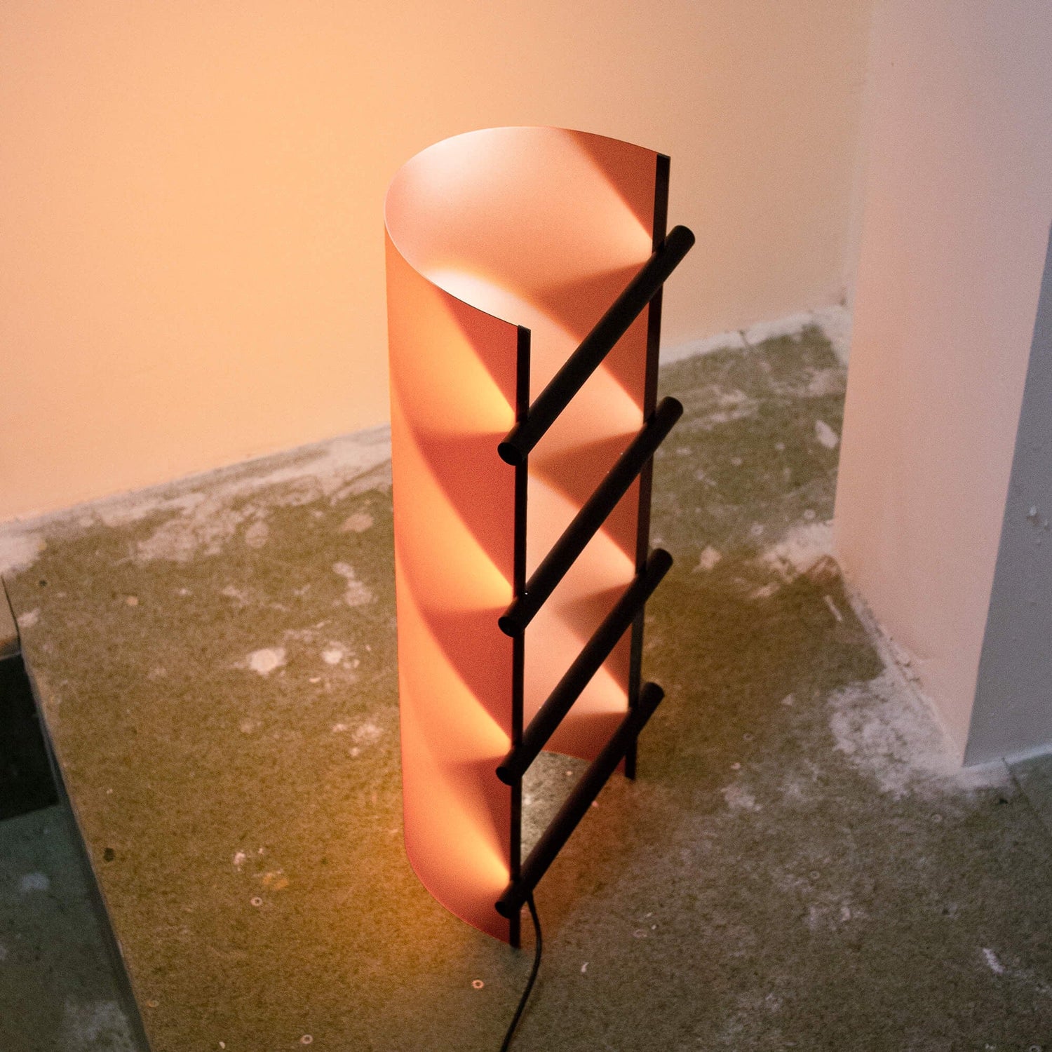 Connection Clamp Lamp 4 - Almond Terra
