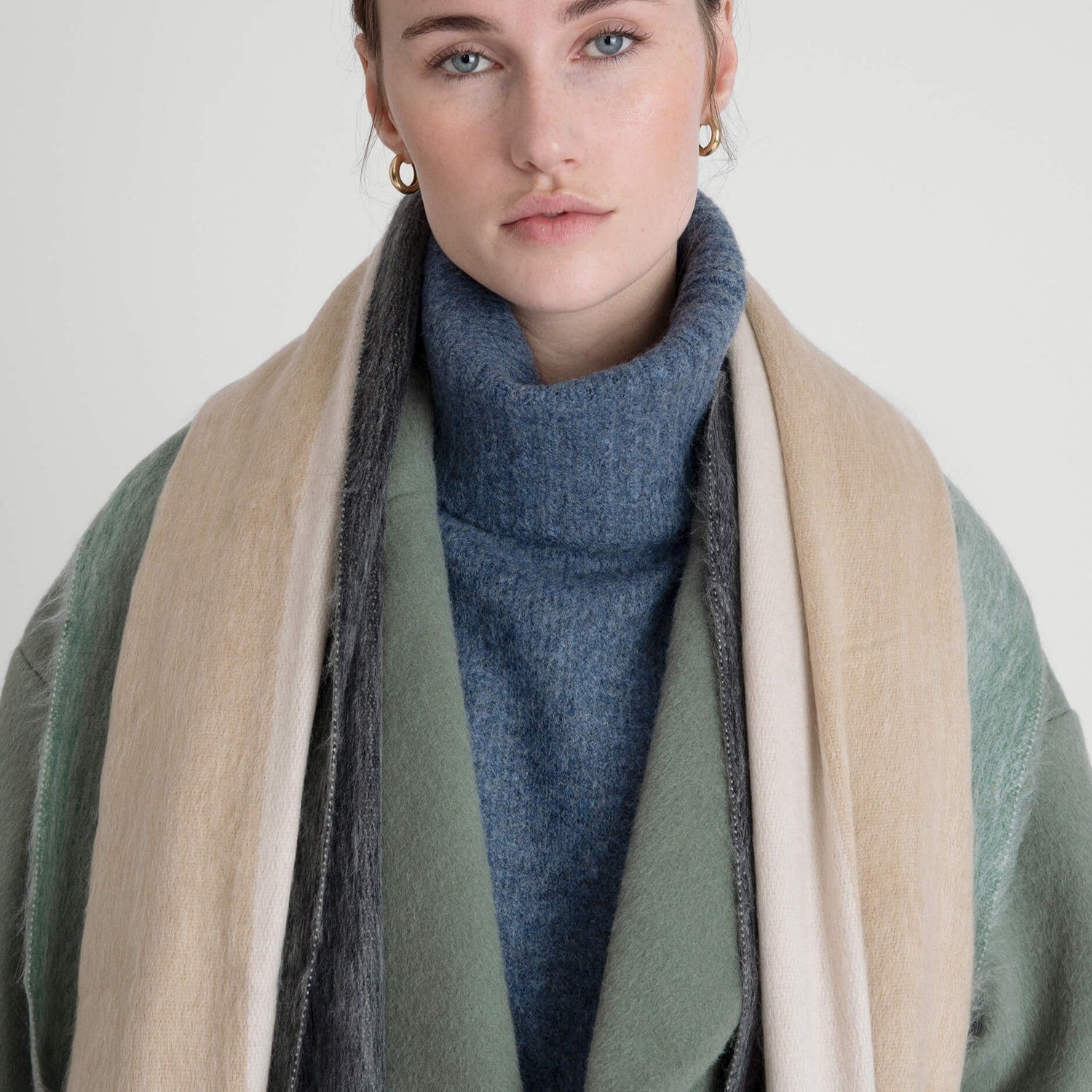 Scarf Striped Mint/Beige/Black