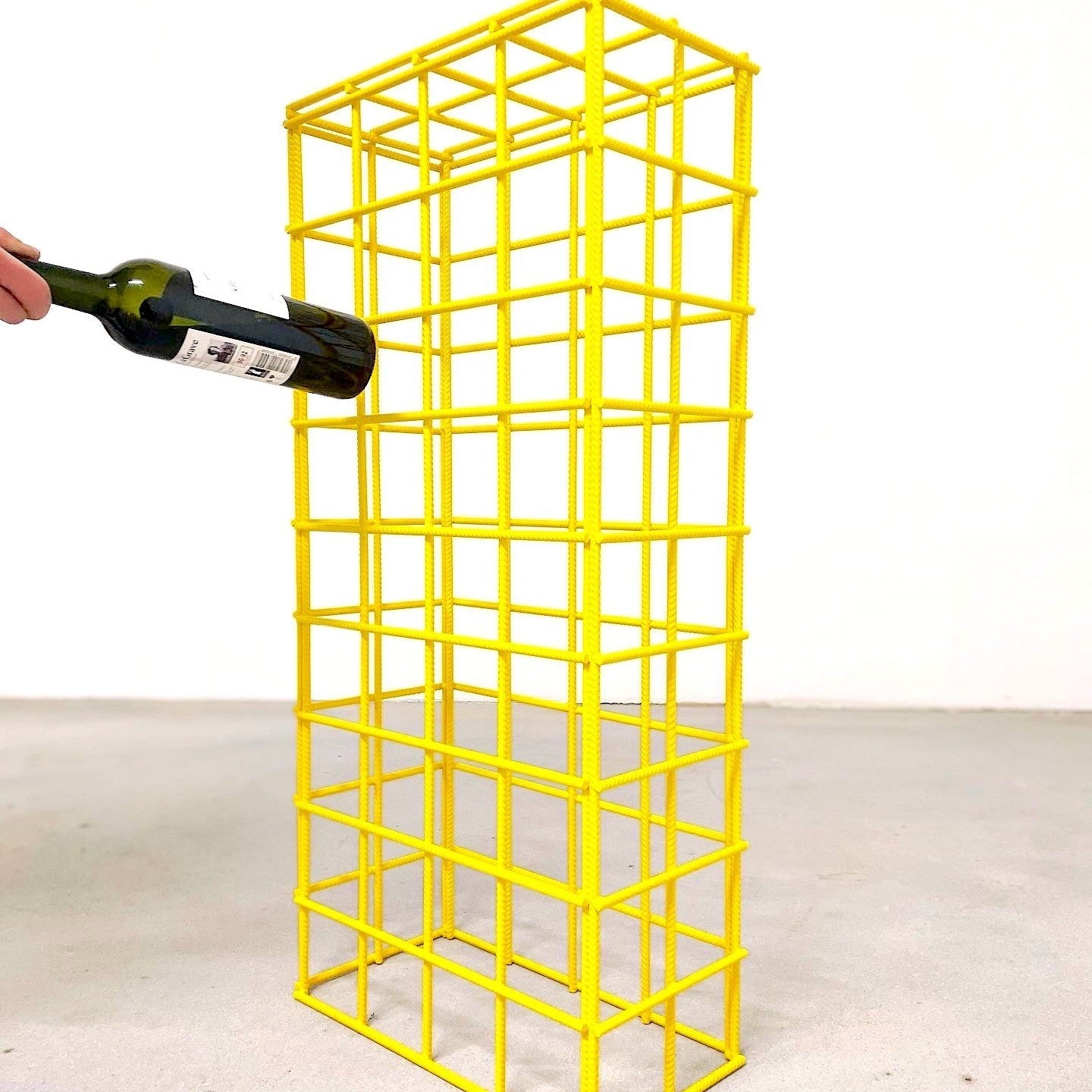 YELLOW - Black wijnrek