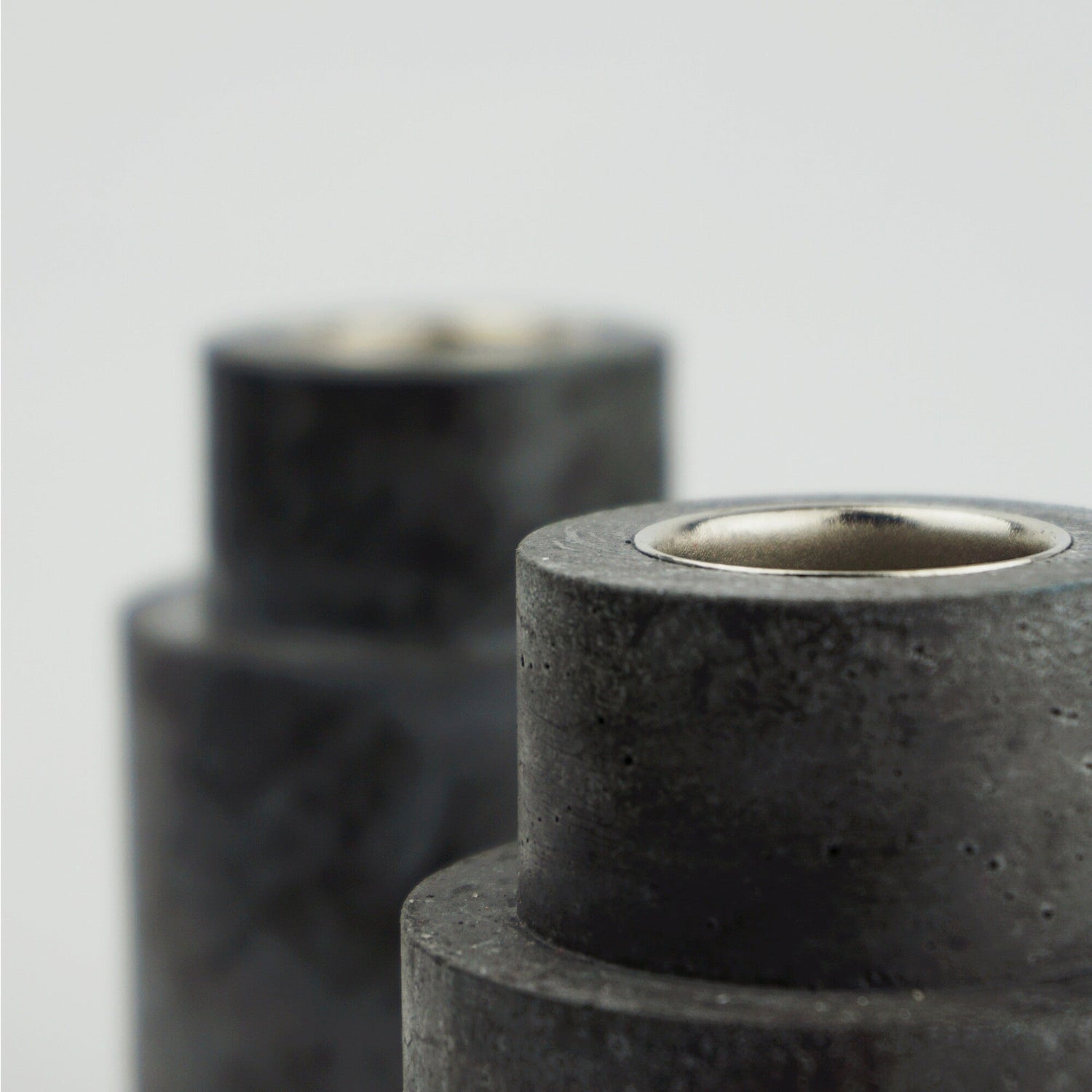 SOLO kandelaar concrete