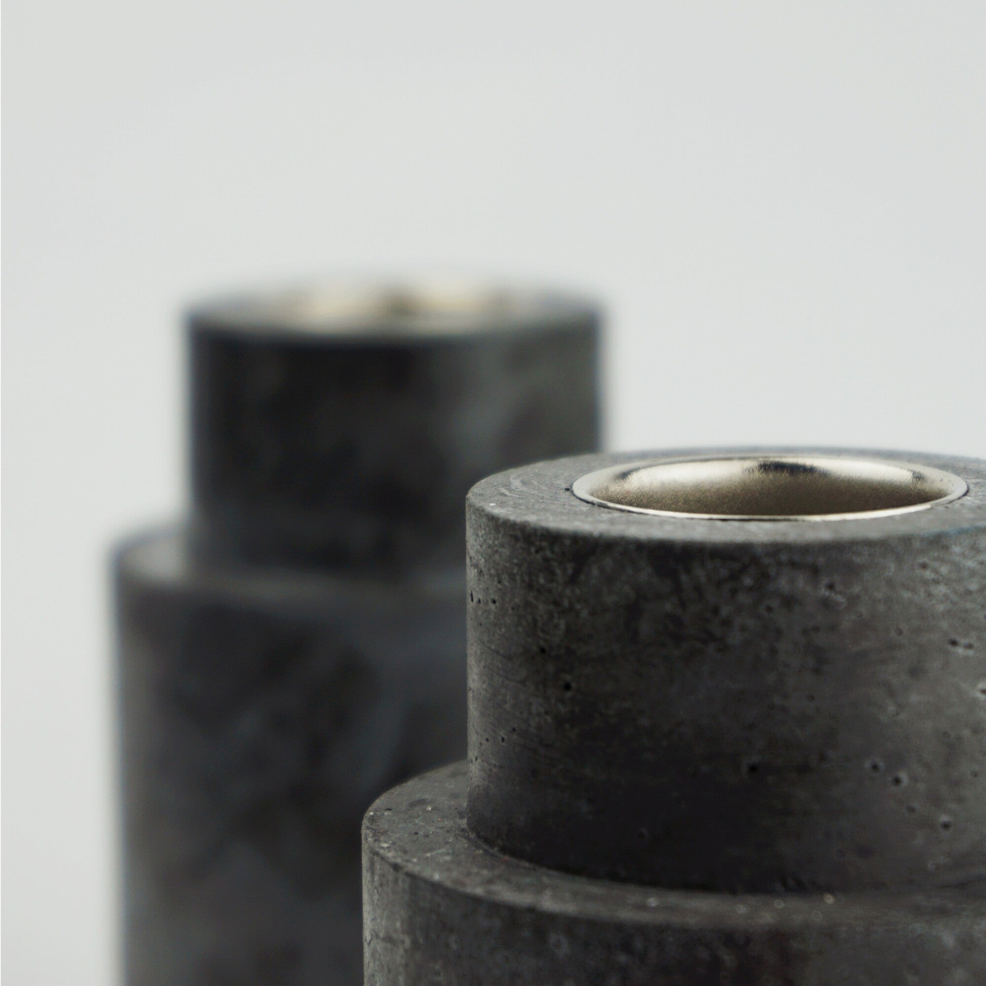 SOLO kandelaar concrete