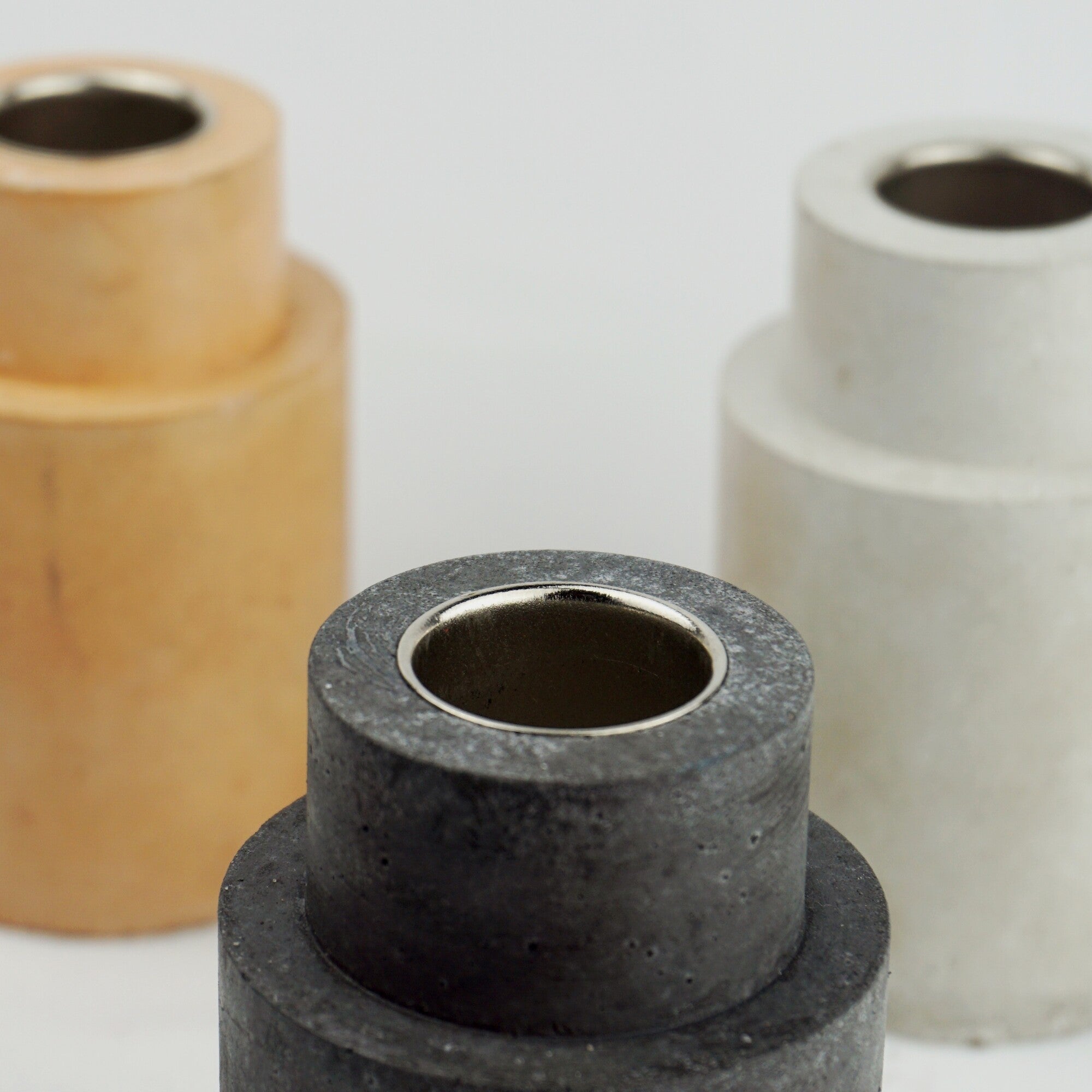 SOLO kandelaar concrete