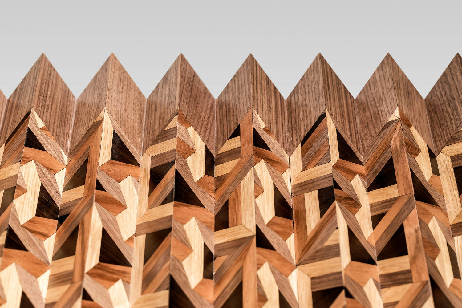 Tavolo in metamorfosi Triangolo