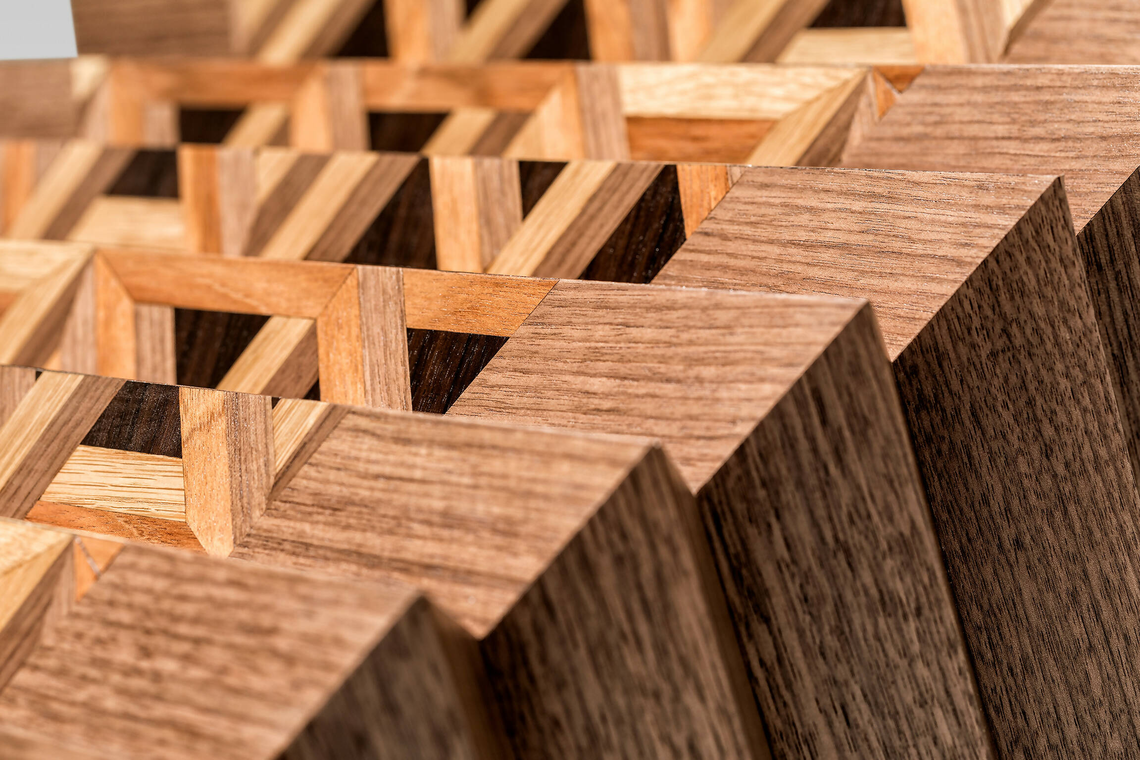 Tavolo in metamorfosi Triangolo