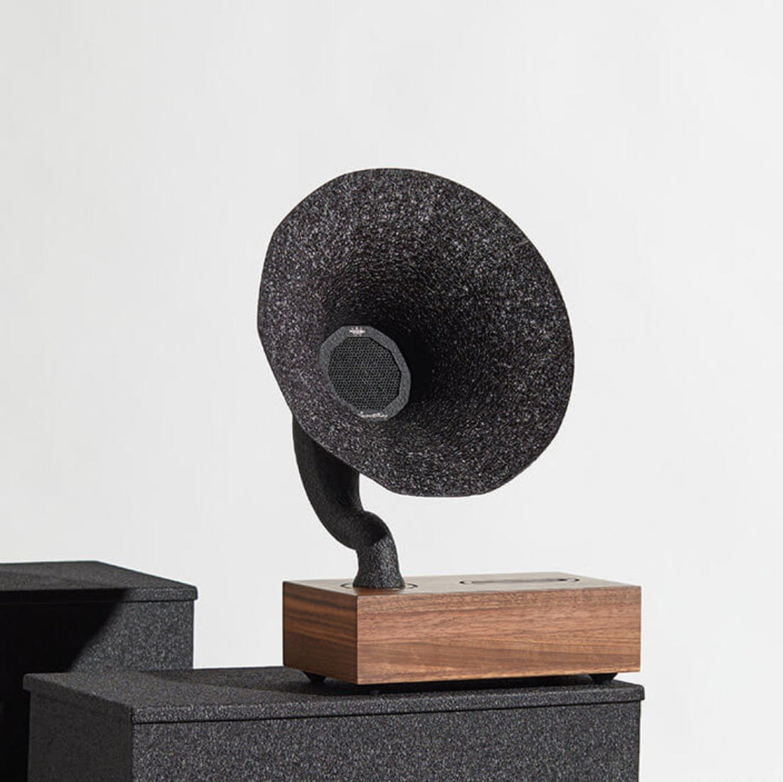 Akoestische Smartphone Versterker – Speciale Editie – Walnoot